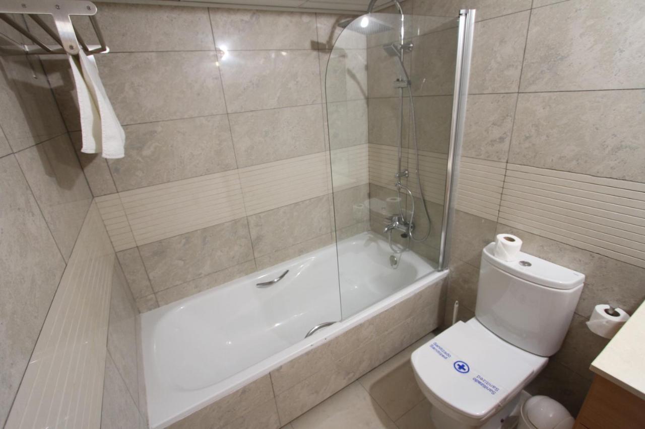 For A Stay Aqquaria Deluxe Salou Bagian luar foto