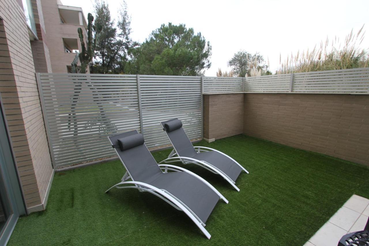 For A Stay Aqquaria Deluxe Salou Bagian luar foto